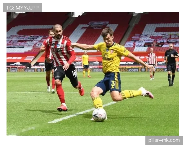 谢菲联历史最佳阵容浮现：传奇球员领衔锋线，后防铁闸坐镇